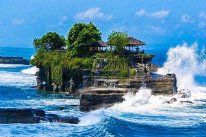 Tanah Lot Tour from Benoa Port Bali